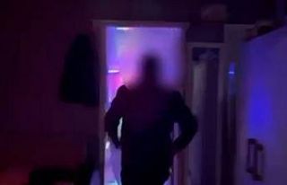 Konum atarak uyuşturucu satan şüphelilere suçüstü...