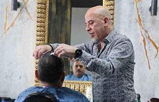 Konya’da berberlerde gün boyu bayram yoğunluğu