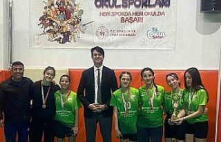 Köyceğizli öğrenciler Futsal’da İl ikincisi...
