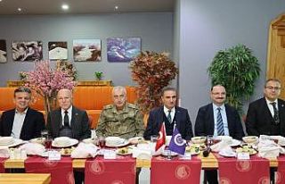 KUDAKAF paydaşları, düzenlenen iftar programında...