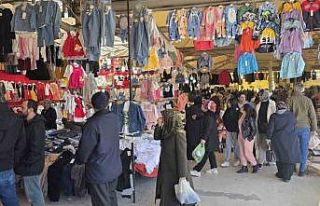 Kütahya’da ’Bayram Pazarı’ açıldı