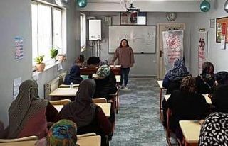 Kütahya’da Kur’an kursu kursiyerlerine "Aile...
