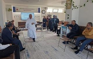 Kutsal yolculuk öncesi hacı adaylarına eğitim