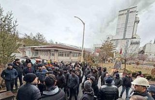 Maaşları ödenmeyen termik santral işçileri Ramazan...