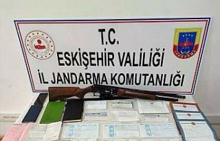 Mağdurlara zorla senet imzalatarak borçlandıran...