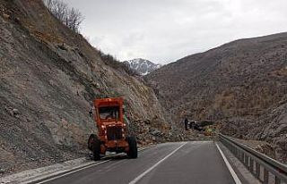 Malatya-Adıyaman yolunda heyelan