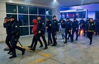 Manisa merkezli 6 ilde eş zamanlı dolandırıcılık...