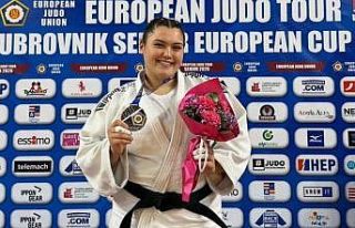 Manisalı Dirgen, Hırvatistan’da gümüş madalya...