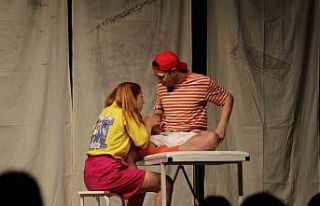 Menteşe Belediye Tiyatrosu "Çocuk Parkı Yaraları"...