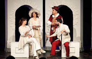 Merkezefendi Kent Tiyatrosu Kısa Oyunlar Festivali...