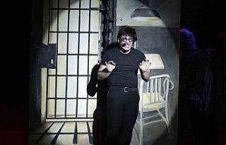 Mersin’de tiyatro şöleni ‘Eyvah Nadir’ ile...