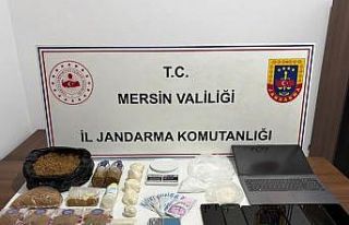 Mersin’de uyuşturucu ticareti yapan 4 şüpheli...