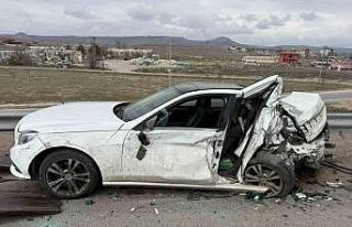 MHP eski milletvekilinin oğlunun yaralandığı kaza...