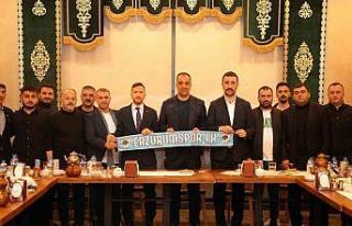 MHP’den Erzurumspor yönetimi ve taraftar gruplarına...