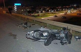 Motosiklet ile bisiklet çarpıştı: 2 ağır yaralı