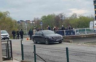 Motosiklet sürücüsü kalp krizi geçirerek hayatını...