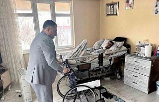 Muradiye ilçesinde anlamlı bayram hediyesi