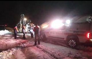 Muş’ta fırtınada mahsur kalan AFAD ekipleri kurtarıldı