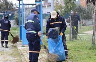 Nazilli Belediyesi’nden Esenköy’de temizlik çalışması