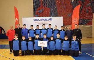 Niğde’de hentbol şöleni başladı