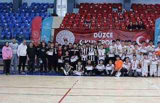 Okul sporları futsal heyecanı sona erdi