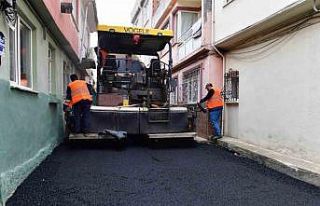 Osmangazi Belediyesi sokakları yenilemeye devam ediyor