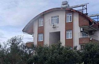 Otel lojmanında çıkan yangın korkuttu