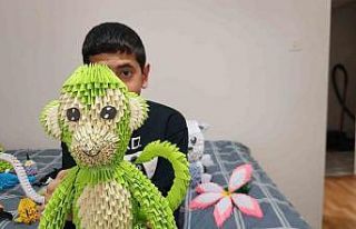 Otizmli Arda, origamiyle hayatına yön veriyor