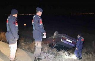 Otomobil şarampole takla attı: 1 yaralı