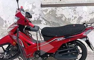 Park halindeki motosiklet çalındı