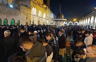 Peygamberler şehrinde Kadir Gecesi coşkusu