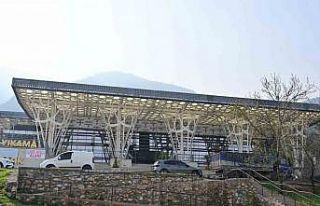 Piremir’de yol yarılandı