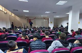 Polisten Niğde’de vatandaş ve öğrencilere yönelik...