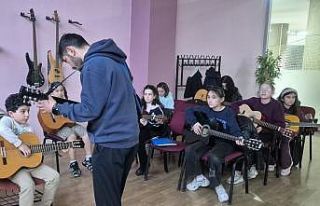 Pursaklar’da sanata olan ilgi büyüyor