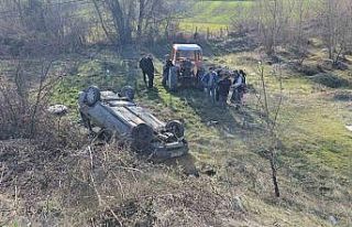 Radar paniği kazaya neden oldu: Otomobil şarampole...