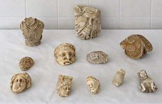 Roma dönemine ait heykel parçalarıyla yakalanan...