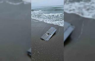 Sakarya’da sahile dron parçası vurdu