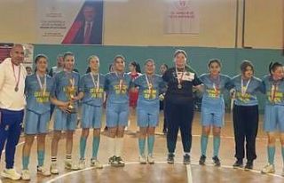 Salihli’nin yıldız kızları Manisa’da şampiyon