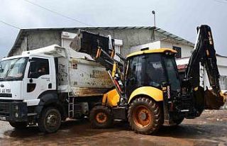 Şanlıurfa’da 50 ton bozuk tavuk ele geçirildi