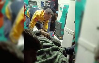 Şantiyede işçi, eleme makinesinde sıkıştı