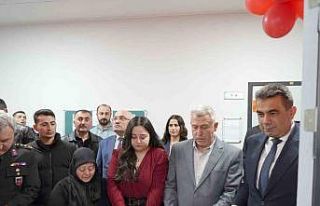 Şehidin adı köy okulundaki kütüphaneye verildi,...