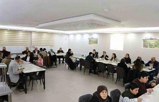 Şehit aileleri, gaziler ve yakınları onuruna iftar...