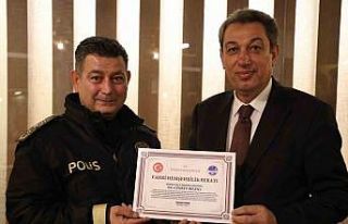 Sivrice Emniyet Müdürü Bilen’e fahri hemşerilik...