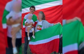 Sosyal medyada kendini ’Tatar gazeteci’ olarak...