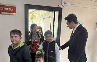 Susuz’da öğrencilerden kaymakama anlamlı ziyaret