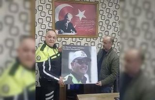 Tarsus’ta trafik polisine anlamlı sürpriz