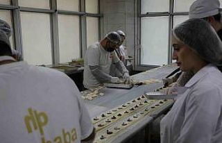 Tatlı imalathanelerinde Ramazan yoğunluğunda da...