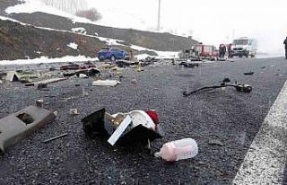 Tatvan’daki trafik kazasında ölü sayısı 3 oldu:...