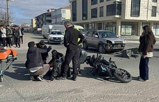 Tekirdağ’da otomobil ile motosikletin kaza anı...
