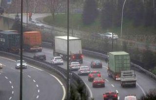 TEM’de bayram yoğunluğu başladı: Trafik akıcı...